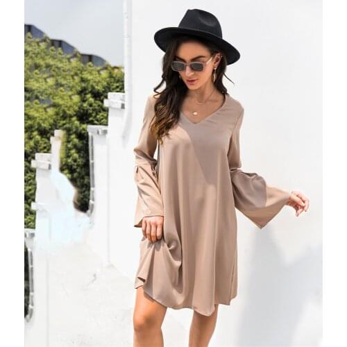 Autumn Casual Solid Color Female Mini Dresses 2021 Fashion Loose Flared Sleeve V-neck A-line Black Dress For Women Vestidos