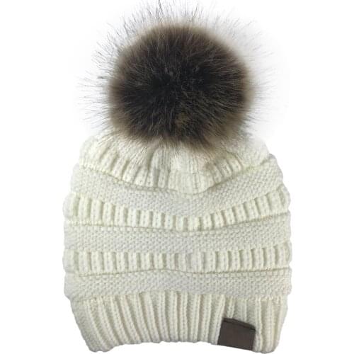 New Women Knit Slouchy Oversize Thick Cap Running Hats Winter Caps Womens Ponytail Hat Wholesale Knitted Hat Outdoor Ski