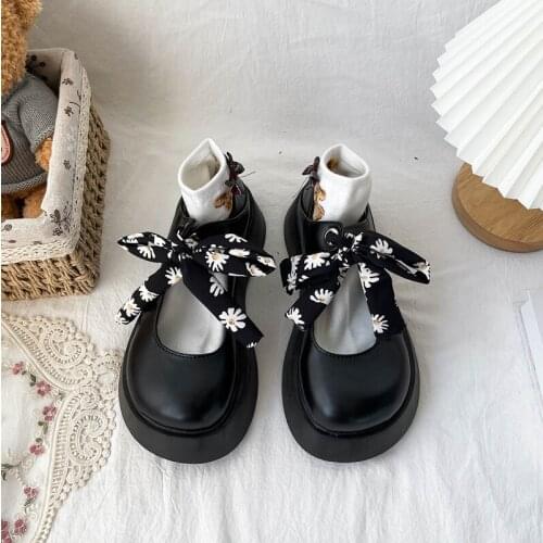 Retro big toe shoes spring and autumn new thick bottom shallow mouth JK Mary Jane ladies small leather shoes