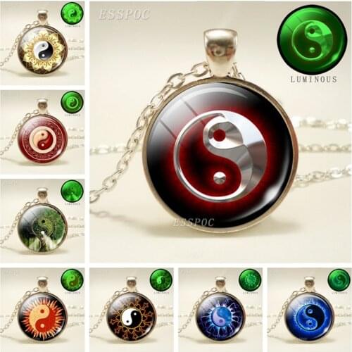 Glow In The Dark Tai Chi Pendant Yin Yang Jewelry Fashion Glass Cabochon Necklace Luminous Fashion Accessories
