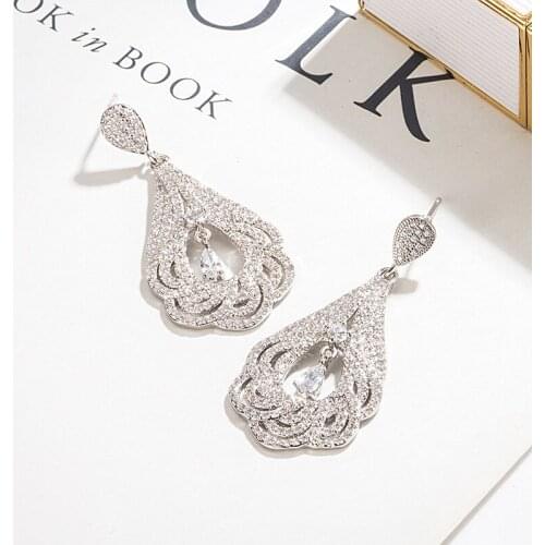 Elegant Temperament Drop Earrings Fashion Ladies Earrings 2021 New Zircon Gorgeous Earrings Four Seasons Wild Earrings