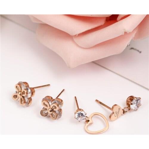 OUFEI Rose Gold Stud Earings Fashion Jewelry Accessories Stainless Steel Jewelry Woman Charm Heart Earrings Free Shipping