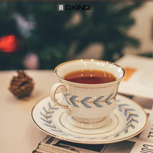 200ML Tea Cups And Saucer Sets European Style Leaves Ceramic Coffee Mug With Dessert Tray Phnom Penh Drinkware Bone China