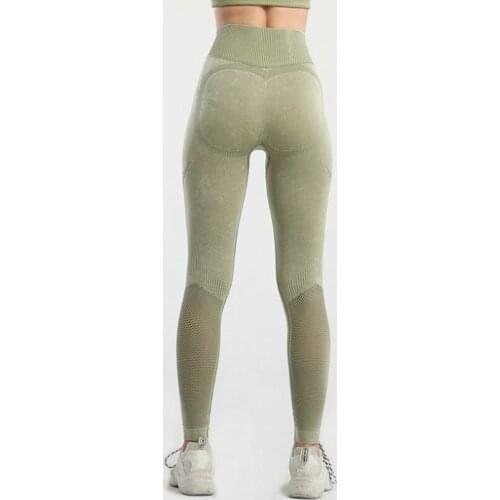 2021 New Seamless Yoga Pants Female Sexy Stripe Peach Hip Sports Tights High Waist Hip Lifting Fitness Leggings For Female