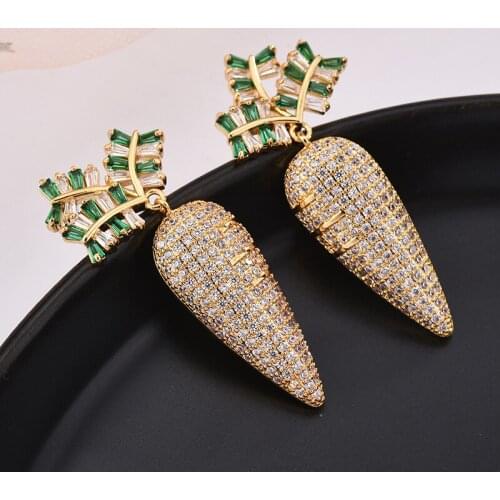 New Golden Carrot Earrings Romantic Love Gifts Brand Earrings Sweet Cute Vegetable Stud Earring For Female