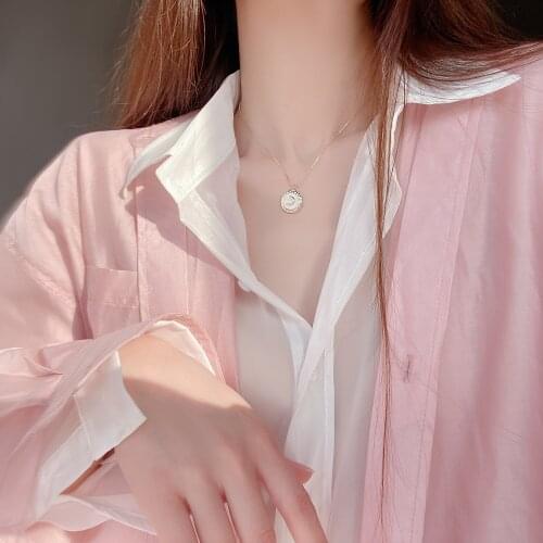 Vintage Moon Round Pendant Necklaces for Women Trendy Long Chain Gold Coin Party Jewelry Accessories Gift High Qual