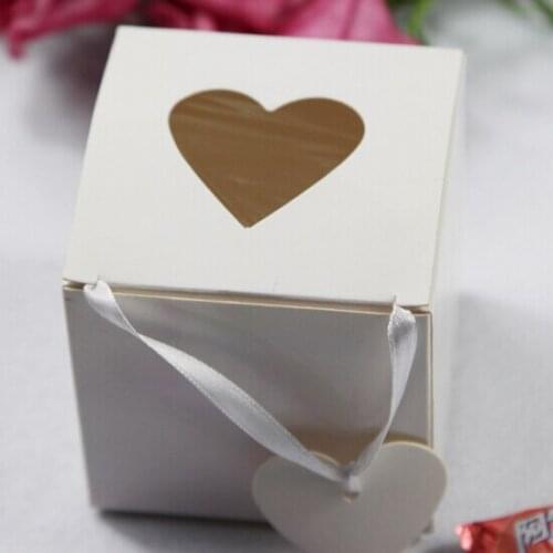 100Pcs Sweet Creative European Love Heart White Candy Box Wedding Favor Paper Gift Box Candy Package