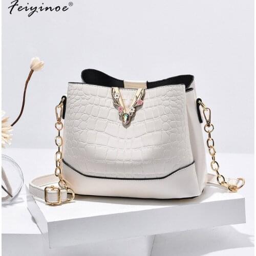 Large-capacity Bag Handbag Wide Straps Aslant Bag Shoulder Bag Bucket 2021 New Tide of Fashion Women Messenger Bag Silt Pocket