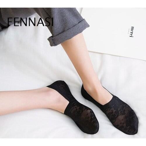 FENNASI Summer Style Socks Woman Girls Lace Flower Hollow Out Socks Slipper Antiskid Ankle Transparent Short Boat Sock