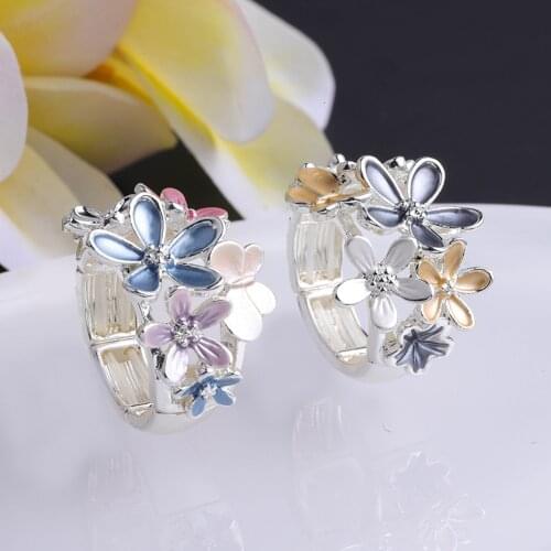 MeiceM New Design Enamel Flower Rings for Girls Trendy Charming Alloy Silver Color Rings Womens Luxury Brand Adjustable Ring