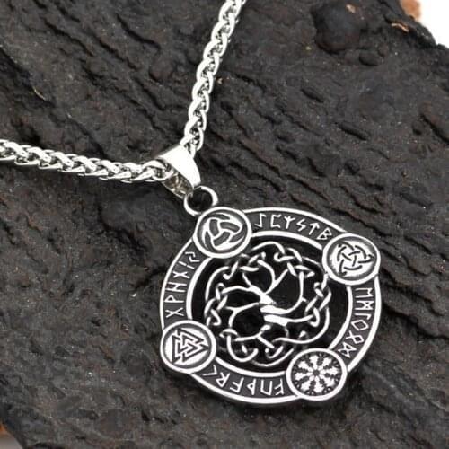 New Personality Celtic Tree of Life Round Pendant Necklace Mens Viking Rune Amulet Necklace Pendant Accessories Party Jewelry