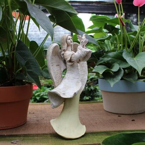Garden Artware Bark Angel Shaped Figurine Resin Ornament Decorative Statue for Patio Backyard Courtyard