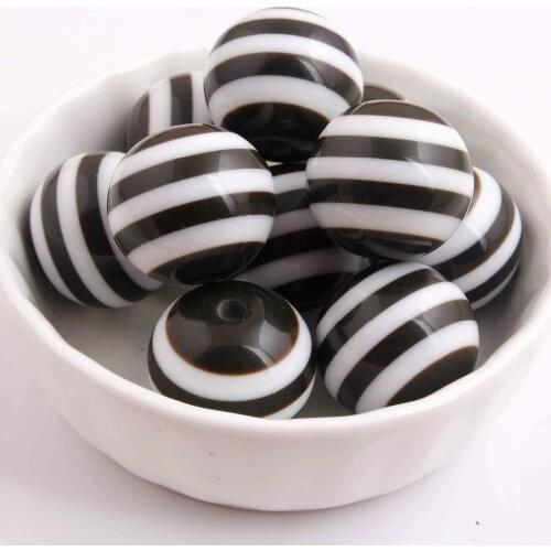 Kwoi vita Chunky Round 20MM black Color 100pcs Resin Strips Beads Jewelry