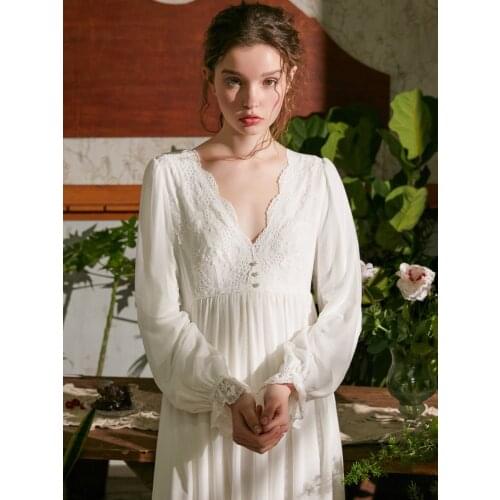 Sleepwear Nighty Woman Autumn Nightgown White Pink Nightdress Leisure Fashion Long Vintage Home Dress Ladies Nightwear Vneck