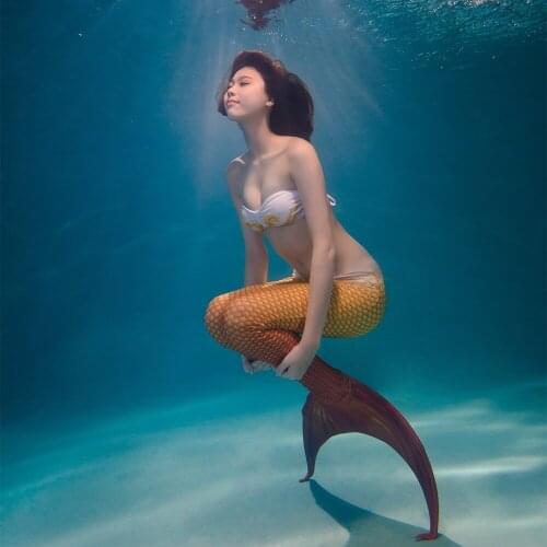 Customized 2020 New Mermaid Tails With Monofin Costume For Women Swimsuit Swimmable Flipper Swimming Tour Big Tail Mermaid Party