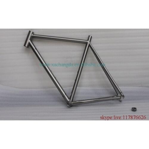 Titanium mountain bike frame with 1-1/8'' head tube and breeze dropouts BSA thread BB shell