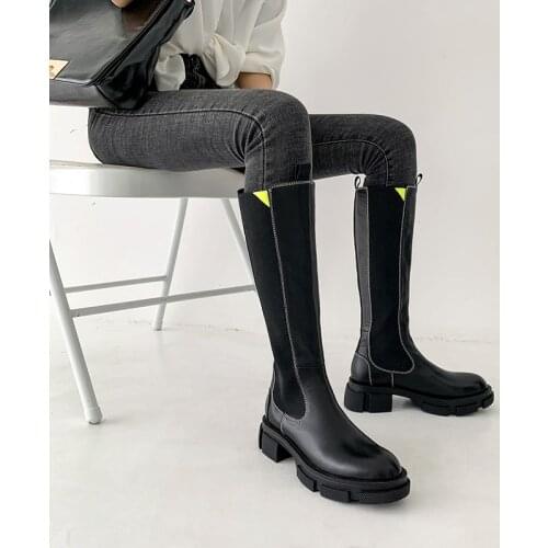 QZYERAI 2021 Chelsea Boots Genuine Leather Knee High Boots Women Flat with Brand Winter Boots Female Chunky Ladies Botas