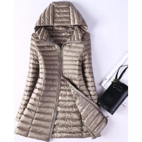 Winter Women Ultra Light Down Jacket Medium Long 2018 Thin 90% Duck Down Hooded Jackets Long Sleeve Slim Down Coat Parka