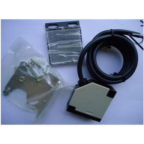 IP67 4 meters photocell switch with reflector IR Polarized Reflective Photocell GATE SYSTEM Reflective photocell detector