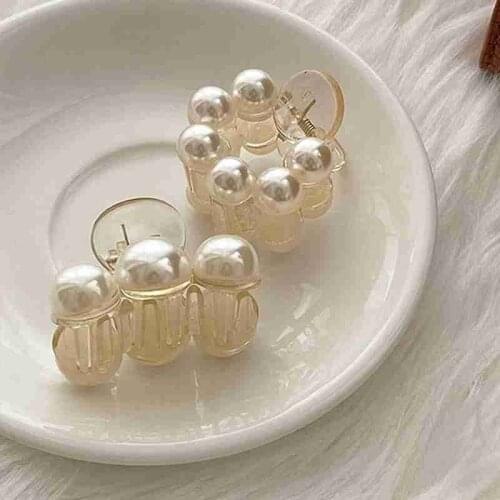 Sweet Mini Round Pearl Hair Clips For Women Girls Hair Claw Barrettes Claw Crab Hairpins Styling Fashion Hair Accessories