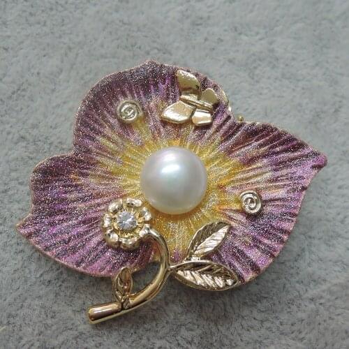 100% nature freshwater pearl brooch -very fashion Flower brooch high quality