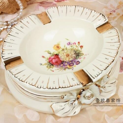 European-style ivory porcelain ashtray creative fashion home crafts ornaments living room ornament retro luxury furnishings
