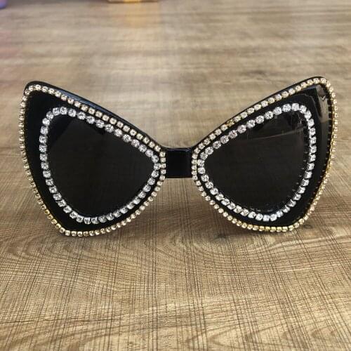 ZAOLIHU Oversized Butterfly Women Sunglasses Big Shades Diamond Sun Glasses UV400 Eyewear Gold Crystal Gafas de so