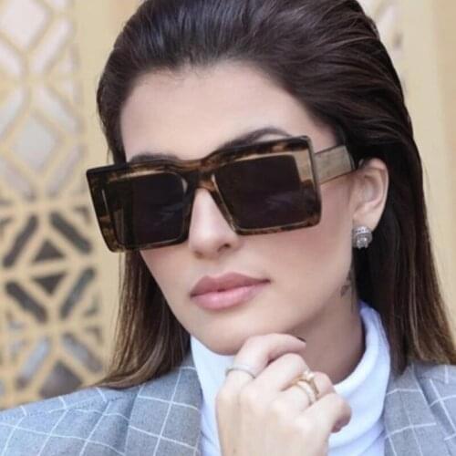 Square Sunglasses Women New Trend Oversized Sexy Leopard Sun Glasses Woman Vintage Gradient Sunglasses UV400 Shades