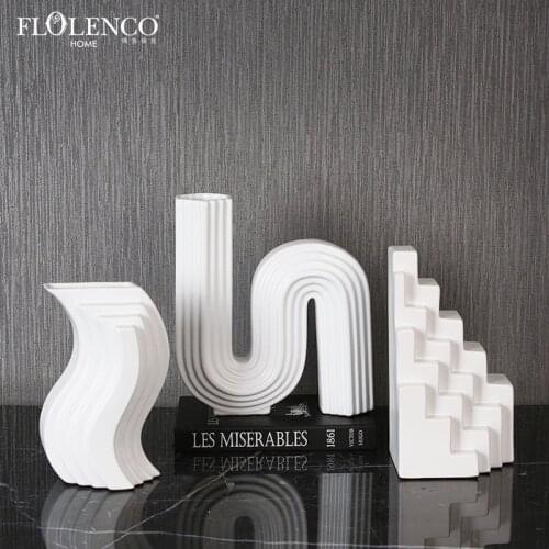 Home Decore Nordic Minimalist Ceramic White Geometric Art Ornaments Stylish Modern Living Room Model Room Desk Crafts Decoration