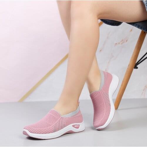 Women Flat Shoes 2021 Breathable Fly Weave Soft Bottom Shoes Women Sock Shoes Women Fashion Casual Loafers Zapatillas De Mujer