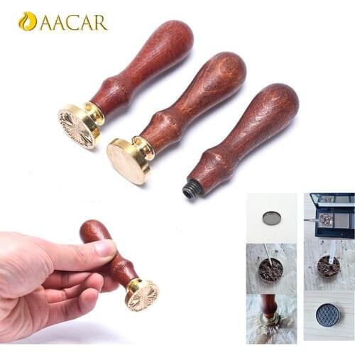 AACAR Powder Brushes