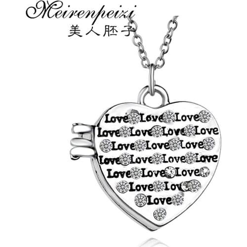 Valentines Day Gift Silver Heart Locket Pendant Necklace Heart With Crystal Jewelry Romantic Gift for Mom Wife Girlfriend Her