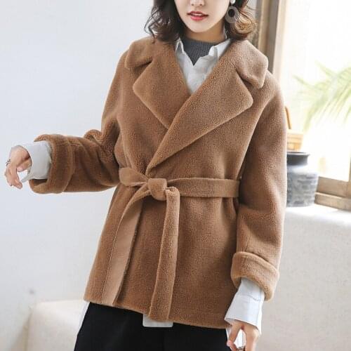 Winter Women High Quality real lambswool Fur OverCoats Luxury Short casual Thick Warm Plus Size Female 2019 coffee free ship