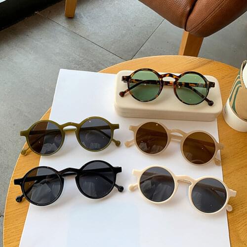 Colors Cartoon Bear Shape Fashion Round Sunglasses Women Vintage Sunglasses UV Protection Classic Kids Eyewear New Trendy Retro