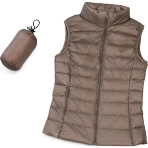 2021 New Light Down Vest Women Short Vest Windproof Lightweight Warm Waistcoat Female White Duck Down Down Coat Sleeveless