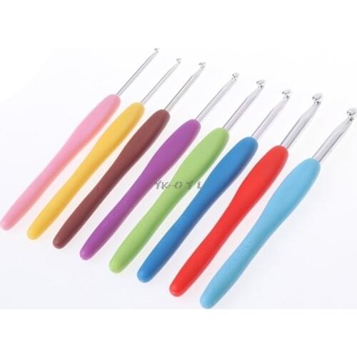 8Pcs Crochet Needles 2.5-6mm Rubber Handle Hooks Knitting Set Kit Accessories