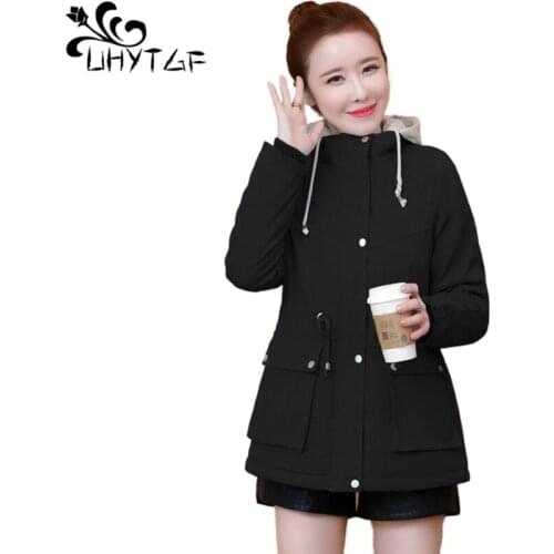 UHYTGF Thicken Warm Autumn Winter Coat Women Hooded Plus Velvet Short Parker Cotton Jacket Casual Student Large Size Outwear1160