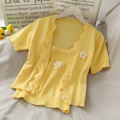 Korean Women Fashion Knit Tops Short Sleeve Solid Slim Coat With Sling Bra New 2020 Summer Ladies Knit Casual Joker Cardigans