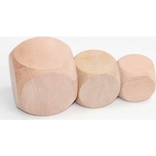 2PCS Game Dice Opaque Wooden Dice DIY Decorating Craft Projectsfor Playing Card Games Children Engraving Game