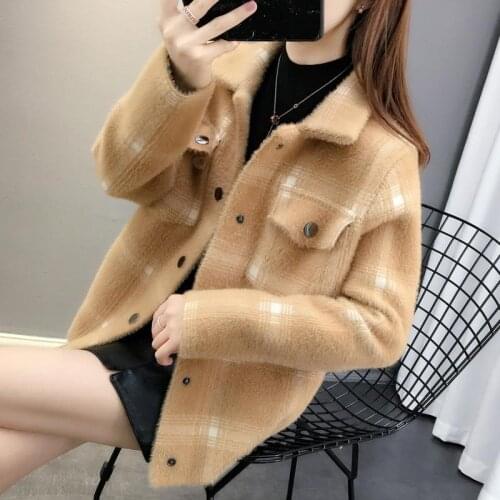 New imitation mink fleece knitted cardigan jacket Western style womens sweater Korean spring and autumn loose plaid sweater