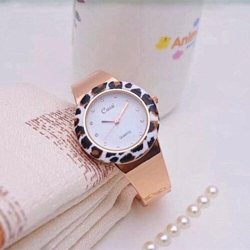 CUSSI 2018 Luxury Leopard Womens Bracelet Watches Quartz Wristwatches Ladies Dress Watches relogio feminino reloj mujer Gifts