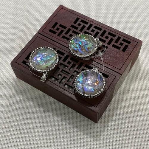 Natural Shell Necklace Pendant Fashion Vintage Jewelry Pendant Making Supplies DIY Charm Jewelry Necklace Bracelet Accessories