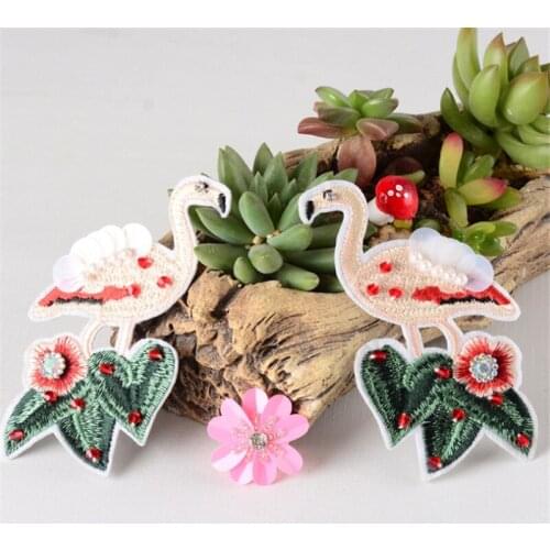 Maxsin 1 Pcs High Quality Hand-beaded Embroidery cute Flamingo stickers Hand-sewn Garment hat decoration patch DIY