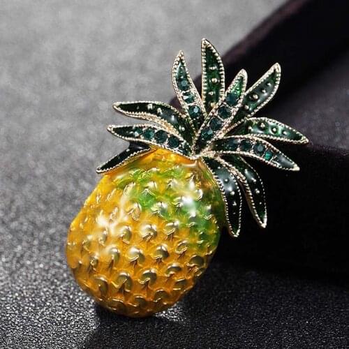 Fashion Nee Arrival Vivid Fruit Pineapple Brooch Yellow Enamel Corsage Pins Kids Women Gifts Cartoon Hijab Accessory Bags bijoux