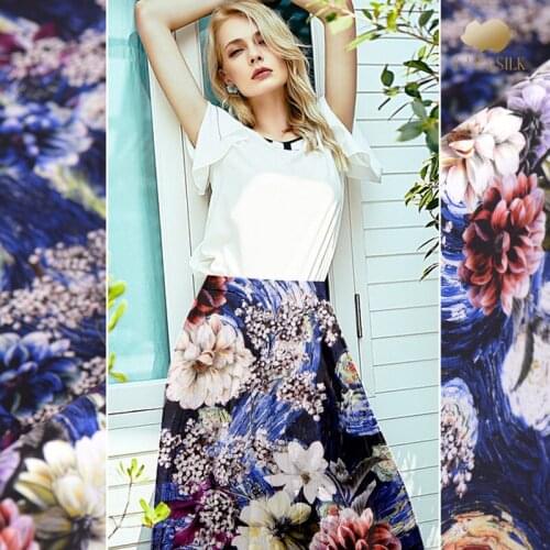 Digital inkjet heavy crepe silk fabric 30mm matt pendant high-end cheongsam dress silk fabric wholesale silk cloth 114cm