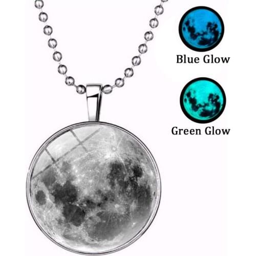 Fashion Glow in the Dark Luminous Star Series Planet Moon Pendant Necklace Crystal Glass Cabochon Galaxy Christmas Gift Jewelry