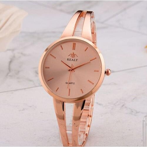 Steel Band Diamond Ladies Bracelet Watch Rhombus Mirror Digital Rhinestone Scale Quartz Bracelet Watch