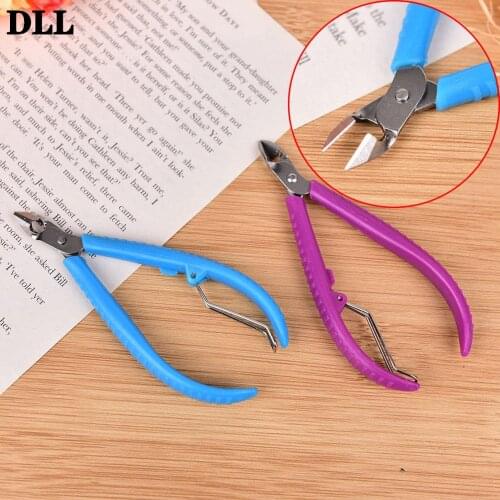 1Pc Cuticle Clipper Tool Plastic Handle Nail Cuticle Nipper Cutter Clipper Manicure Pedicure Trim Dead Skin Stainless Steel