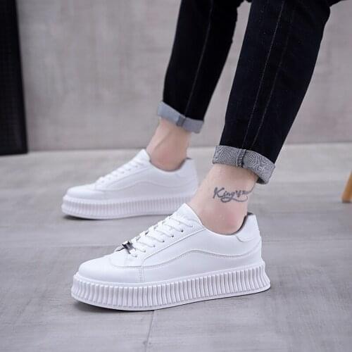 Large Size Womens Sneakers Leather PU Womens Sport Shoes Men Running Shoes Women Sports Shoes Couple White Sneakers Platform