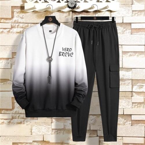 Mens O-Neck Tracksuit Men 2 Piece Set Men 2021 Spring New Gradual Sportswear Sweatshirt Casual Jogging Sweatpants Tracksuit Men